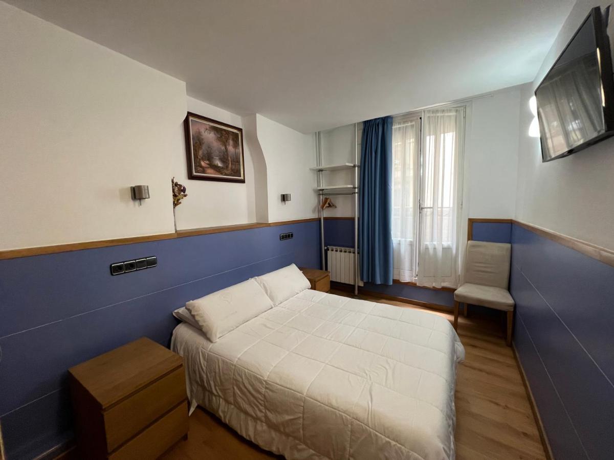 Pension Irune By Vivere Stays San Sebastian Ngoại thất bức ảnh